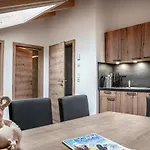 Martinus Apartment *